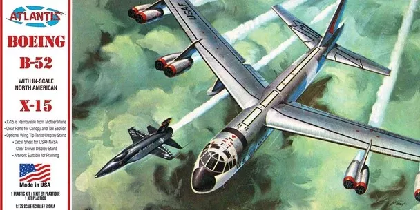 Atlantis Boeing B-52 With X-15 175th Scale Model Kit