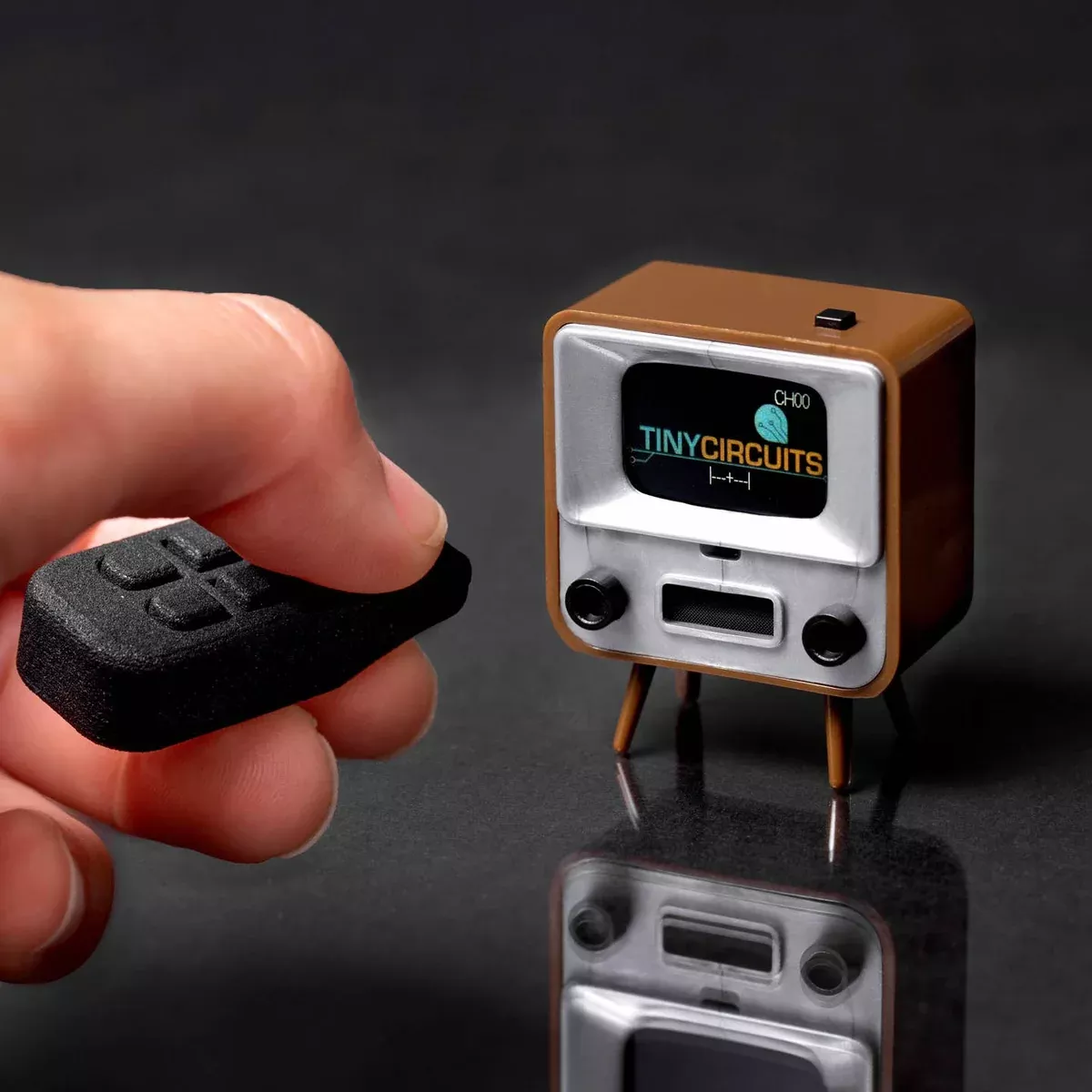 Tinytv 2 with Tiny Remote